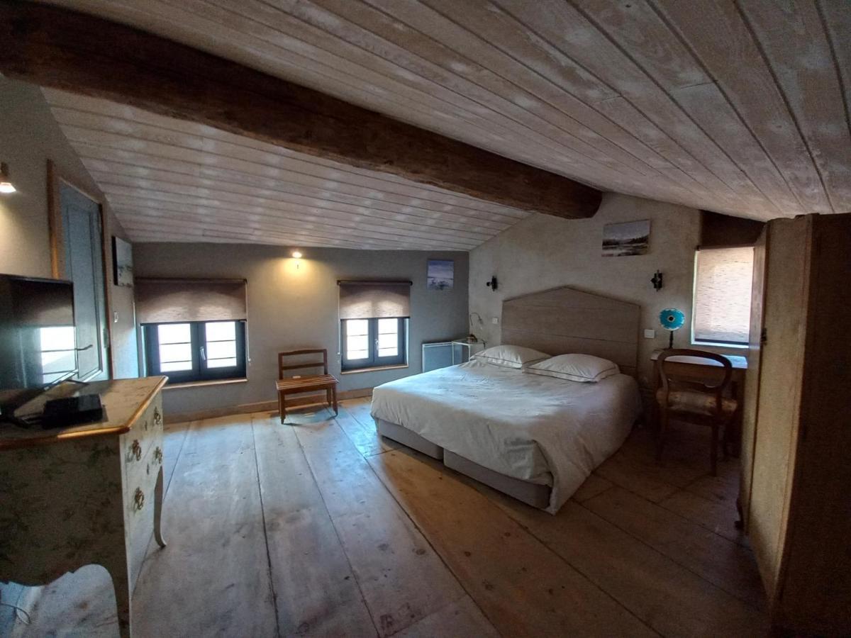Hotel La Casa De Boulbon Esterno foto
